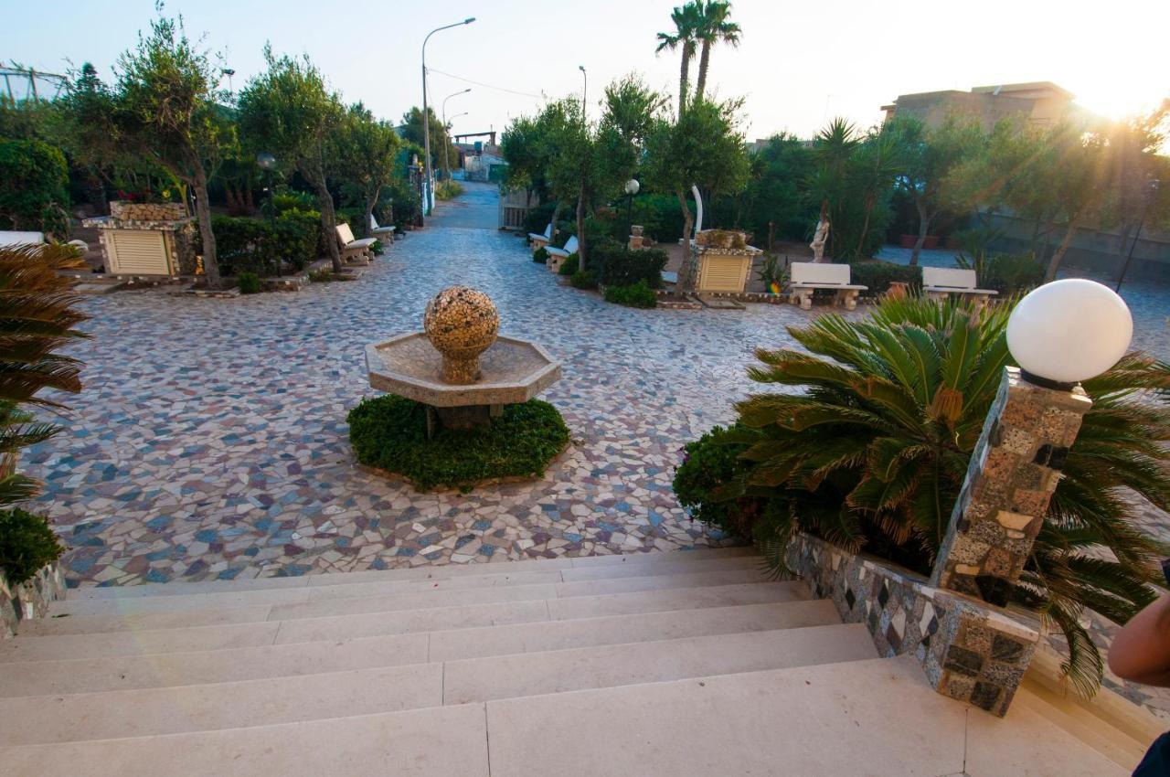 Residence Sicilia Mare- Casa Vacanza Скольитти Экстерьер фото