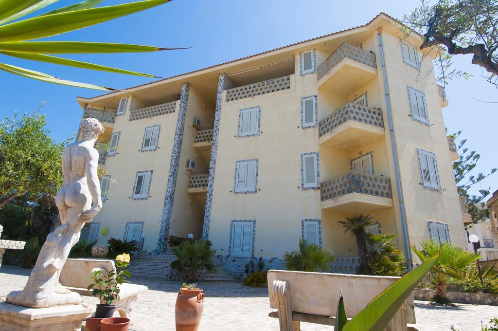 Residence Sicilia Mare- Casa Vacanza Скольитти Экстерьер фото