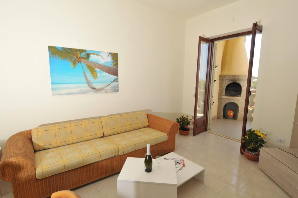 Residence Sicilia Mare- Casa Vacanza Скольитти Экстерьер фото